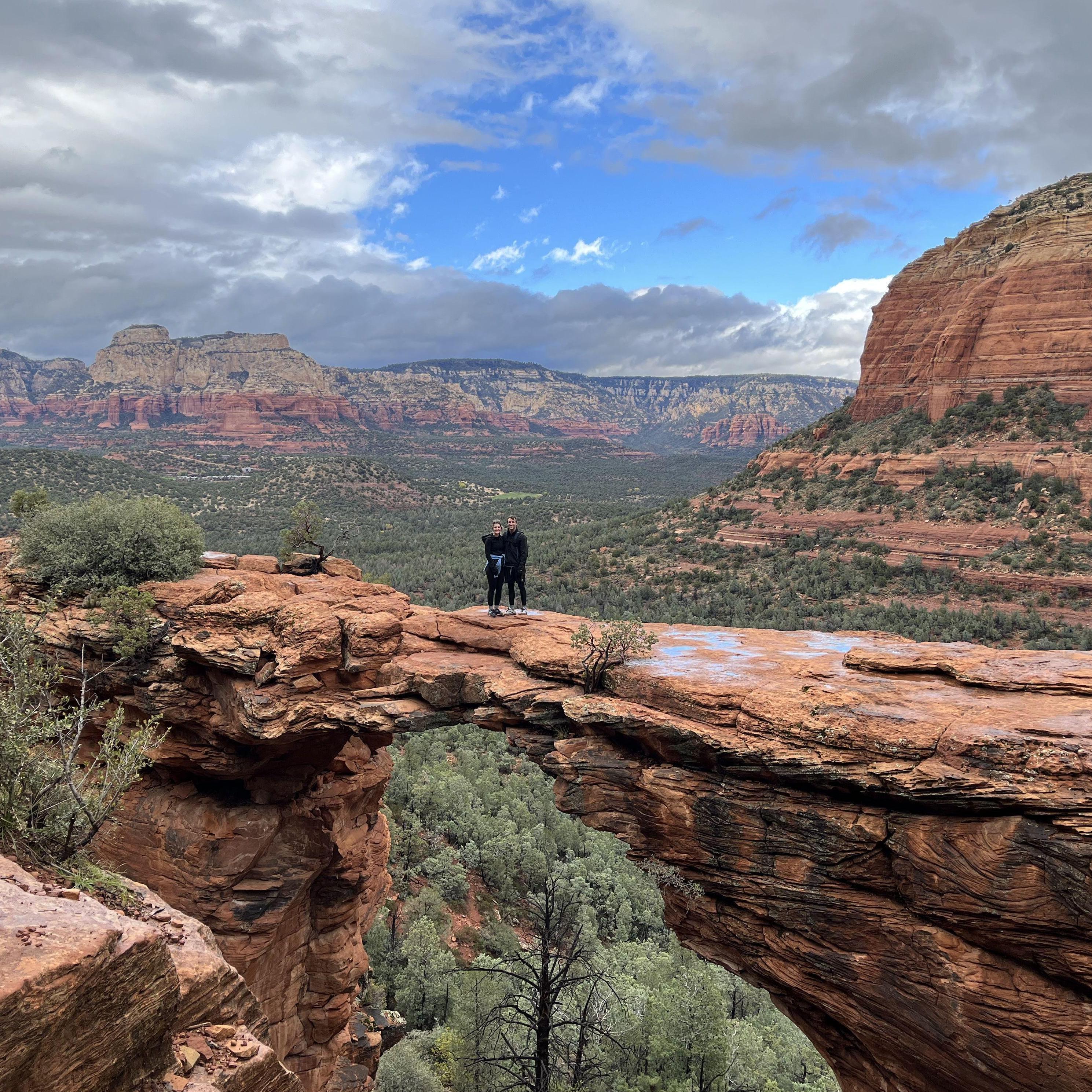 A rainy Devil's Bridge hike in Sedona, AZ - 11/9/2022