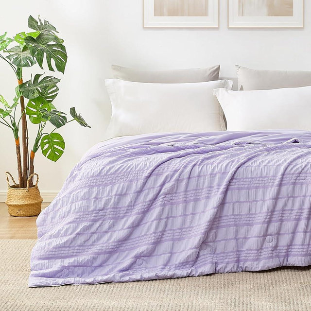Cozy Bliss Seersucker Cooling Comforter Queen Size, Q-Max 0.6 Reversible Lightweight Cooling Blanket, Breathable Silk Smooth Summer Bedding Quilt for Hot Sleepers Night Sweats Purple