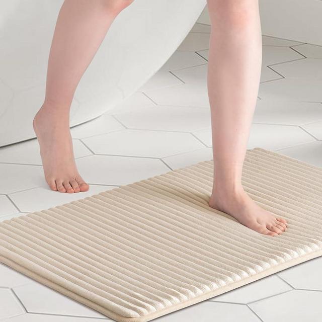 FRESHMINT Ultra Soft Charcoal Infused Memory Foam Bath Mat 20" x 32", Bath Rugs for Bathroom Non-Slip, Thick & Water Absorbent Bathroom Rugs, Room Accessories Shower Floor Mat, Washable, Papyrus Beige
