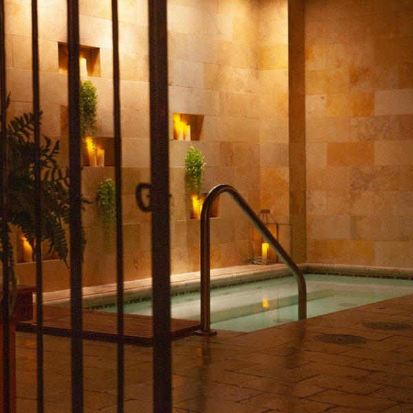 Private Soaking Pool & Steam Room Experience