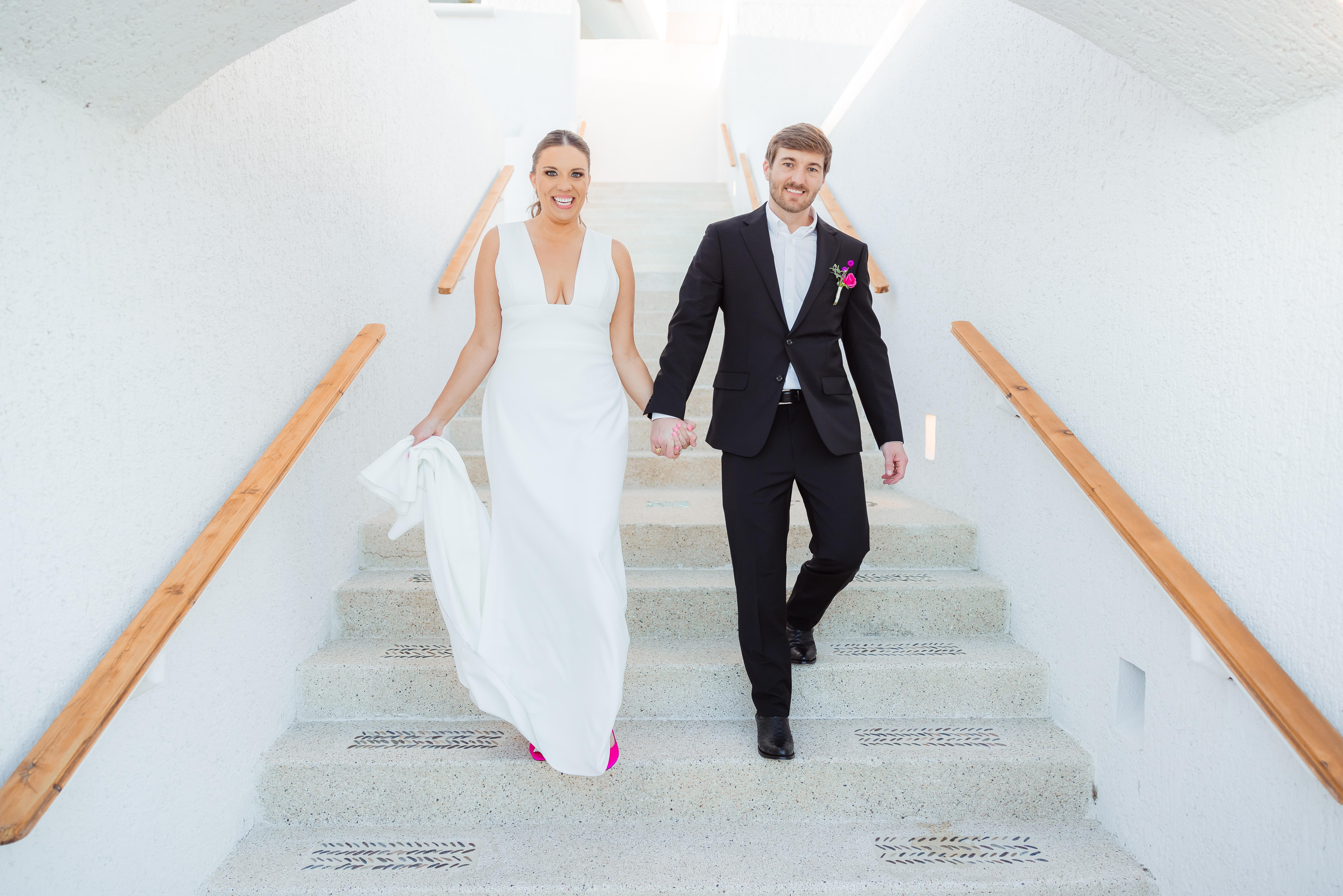 The Wedding Website of Hannah Barbé and Terry Bell