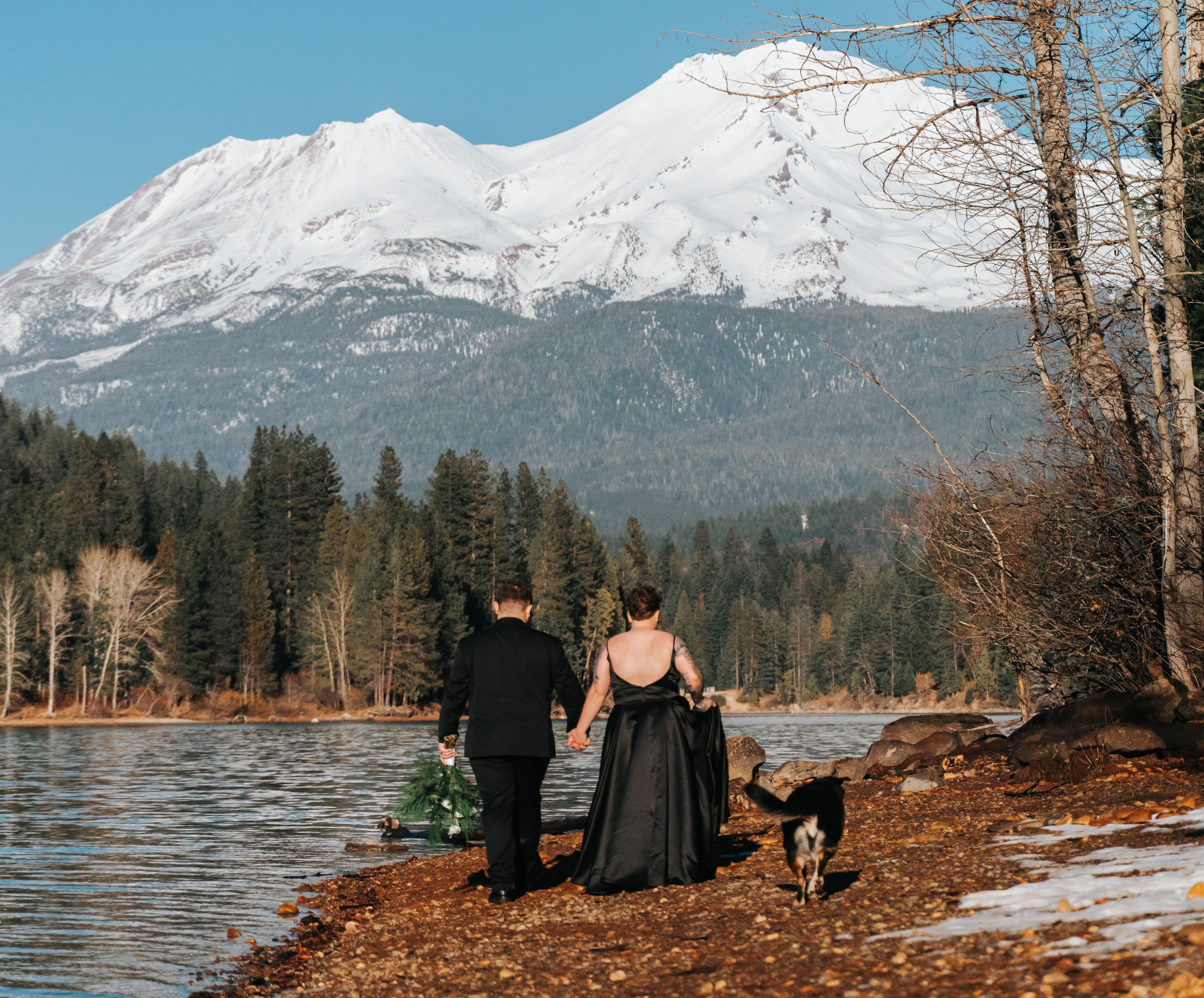 The Wedding Website of Mikayla Ducey and Peter Clark