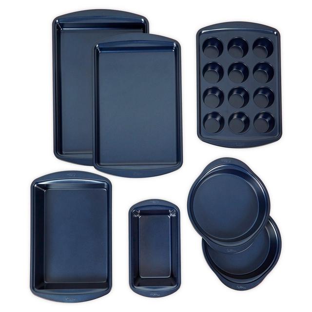 Wilton® Nonstick Diamond-Infused 7-Piece Baking Set in Navy