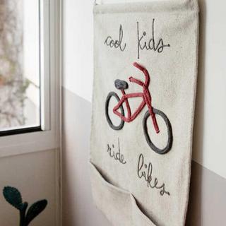 Eco-City Cool Kids Ride Bikes Wall Pocket hanger