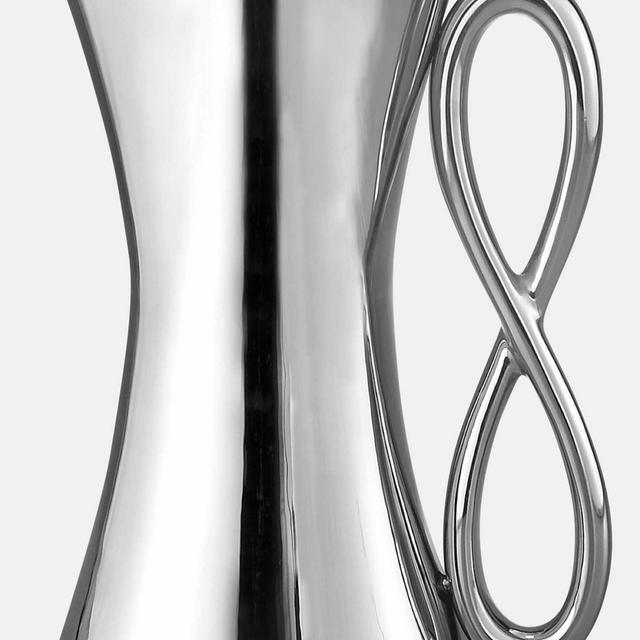 'Infinity' Pitcher