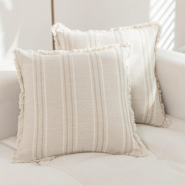 Hckot Set of 2 Decorative Linen Farmhouse Throw Pillow Covers 18×18 Cozy Boho Cushion Cover with Tassels Fringe Accent Pillowcase for Couch Sofa Bed Living Room, Khaki