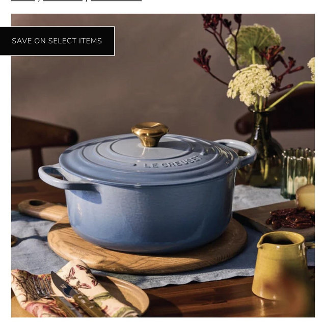 Signature Round Dutch Oven