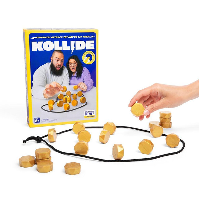 Kollide by Relatable, Exciting Magnetic Game for Family Game Night, Fun 2 Player Games for Kids, Includes 1 Rope, 24 Magnets & Carrying Bag