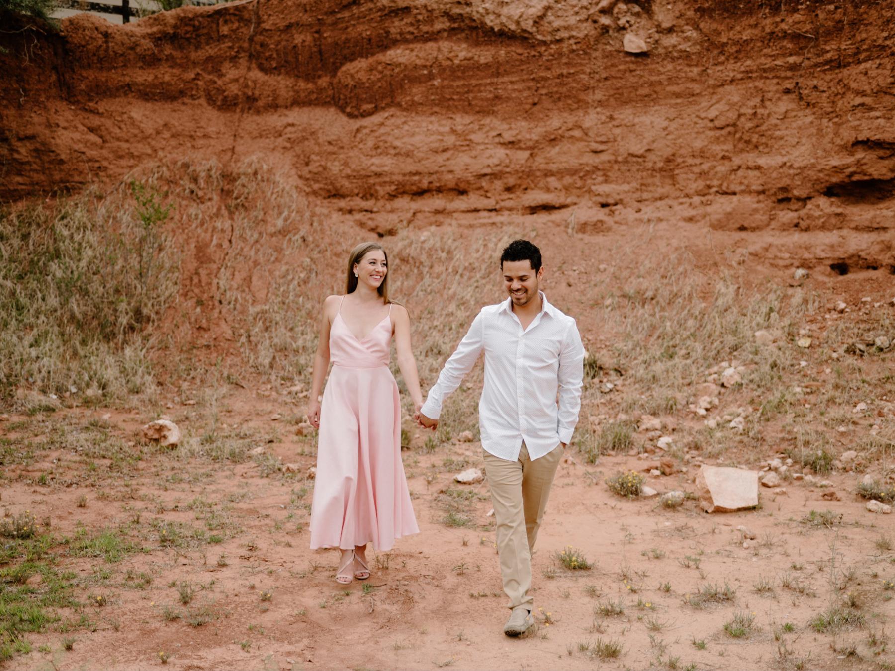 The Wedding Website of Gabrielle Colón and Miguel Herrera Lince