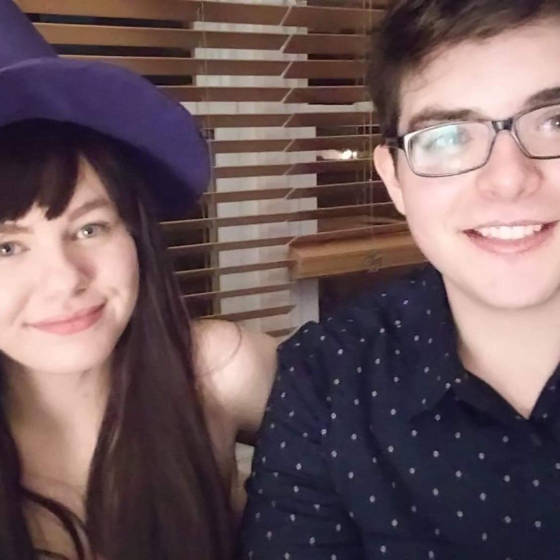 Jackson and Lindsay before Jackson's first anime convention
