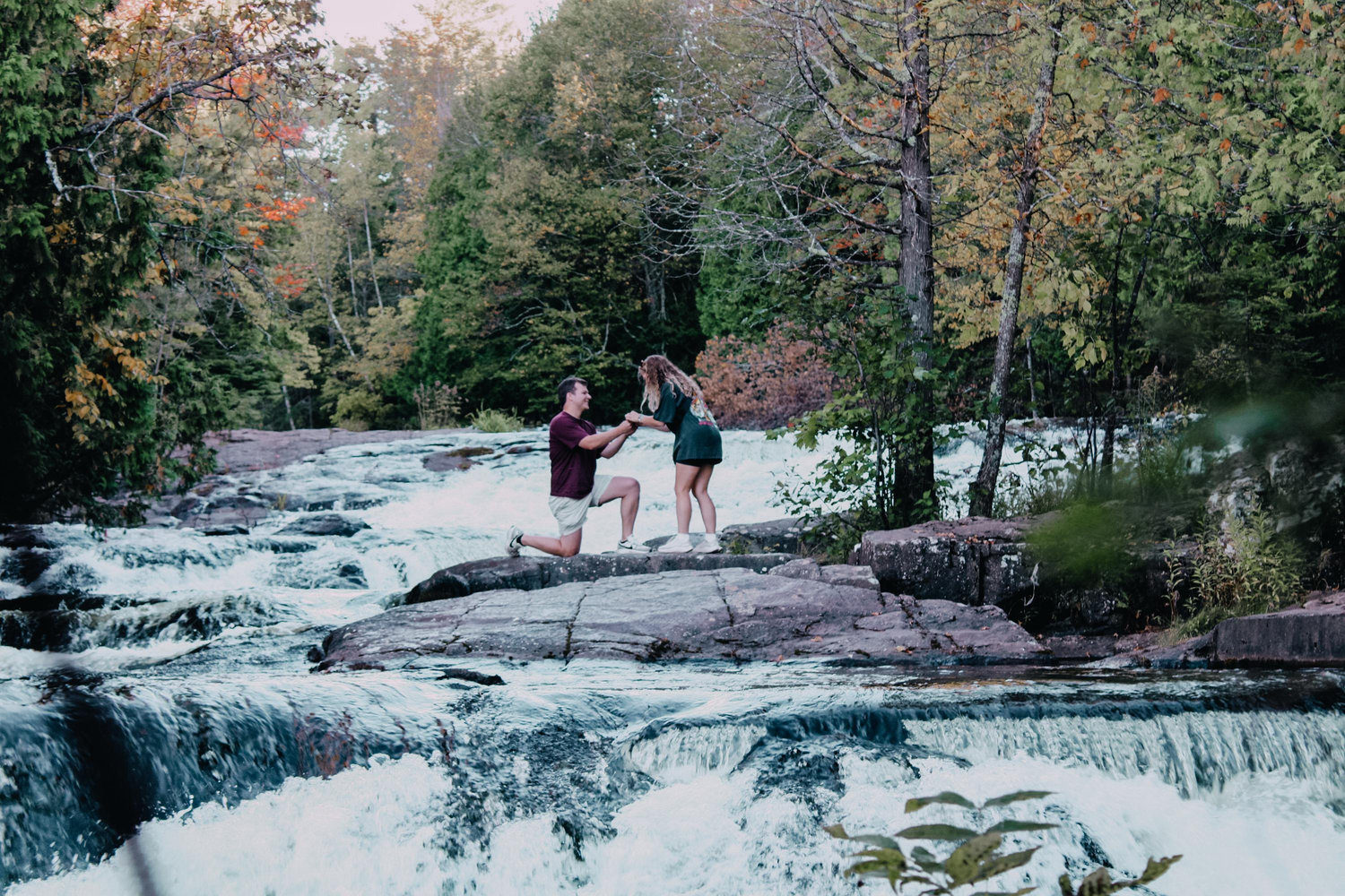 The Wedding Website of Ashley Riesterer and Caleb Dammen