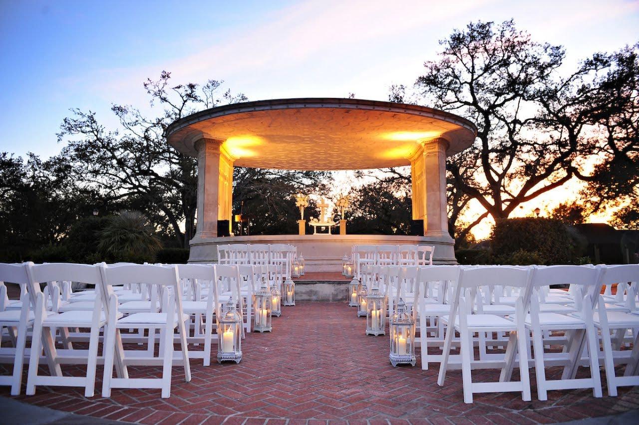 The Wedding Website of Janelle Louise Lotzgesell and Ryan Maxwell