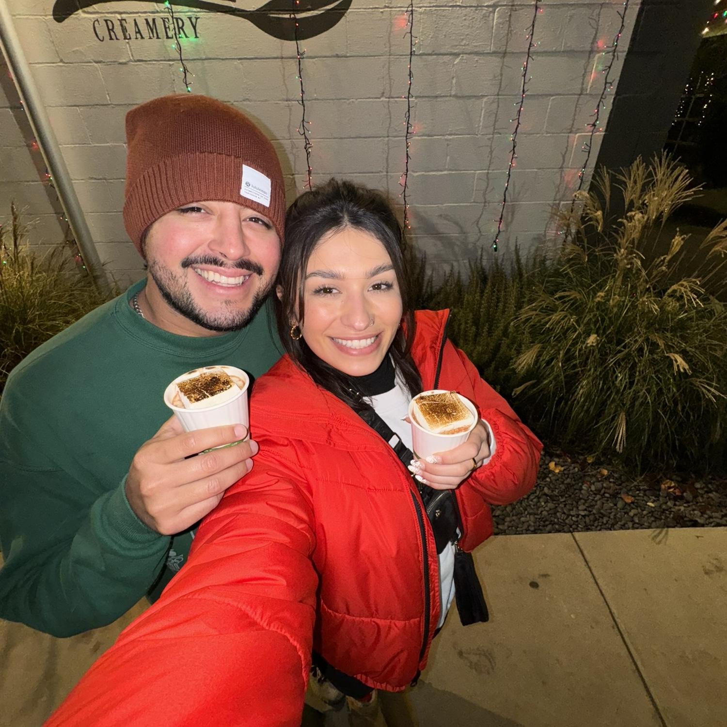 The start of our annual christmas light seeing + Big Spoon hot coco 🎄