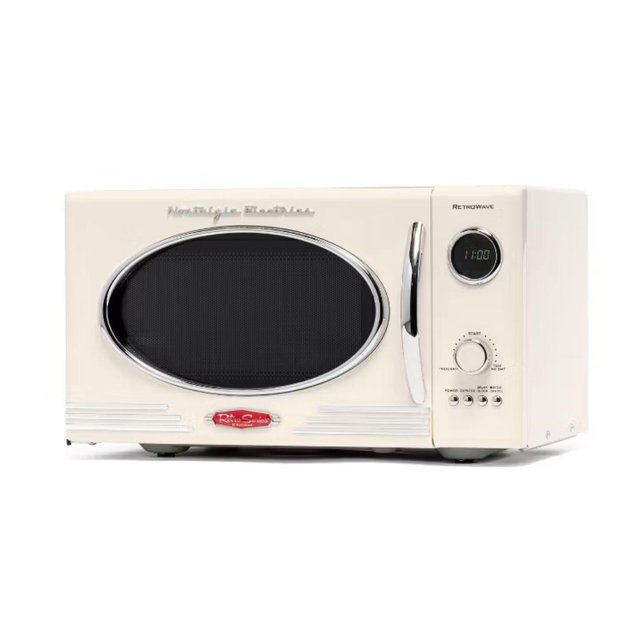 Nostalgia 0.9 Cu. Ft. 800-Watt Retro Microwave Oven (Ivory)
