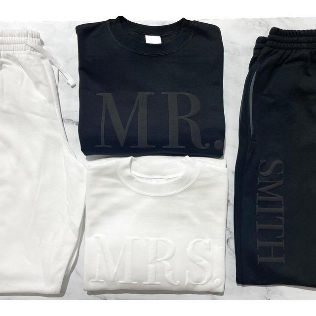 Embossed Honeymoon Sets, Mr and Mrs...