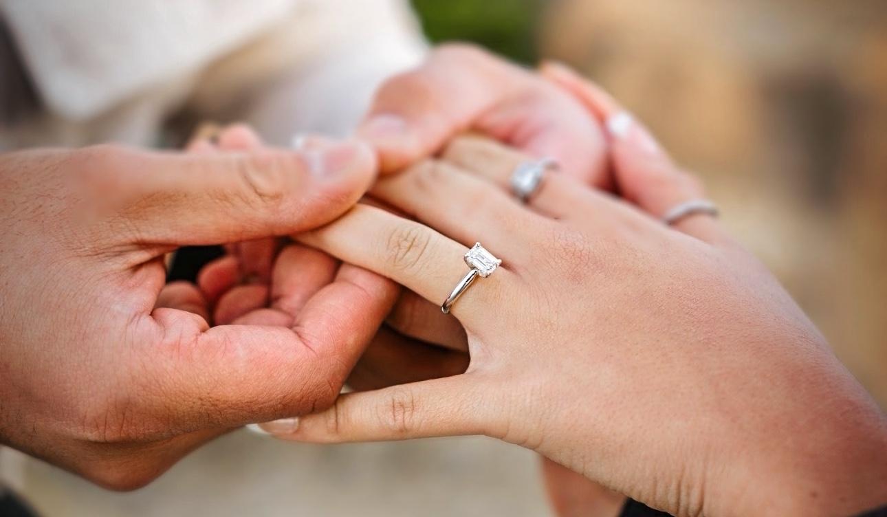 The Wedding Website of Reign Martinez and Daniel Asilo