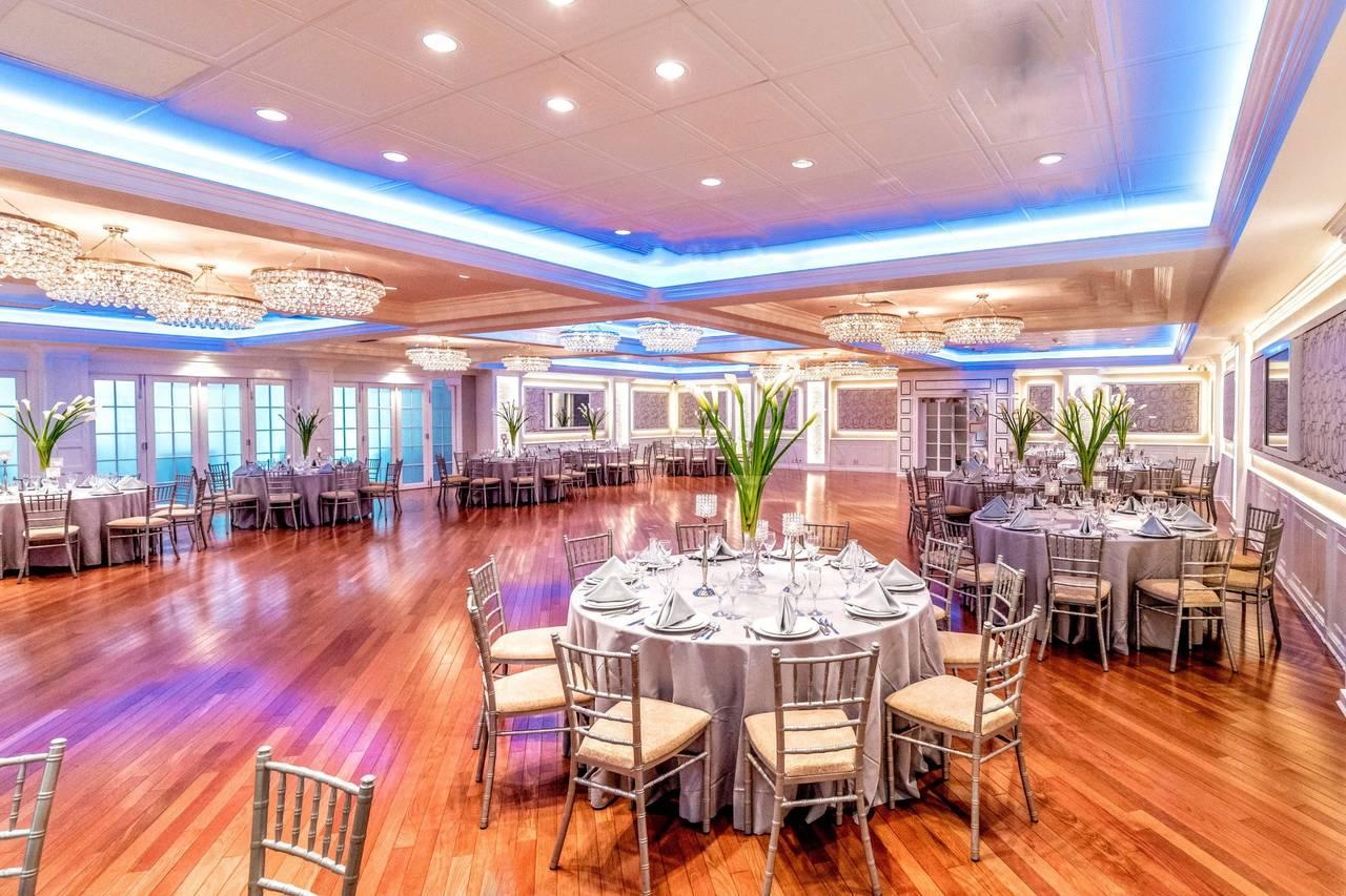 The Wedding Website of Natalie Coloprisco and Justin Durcan