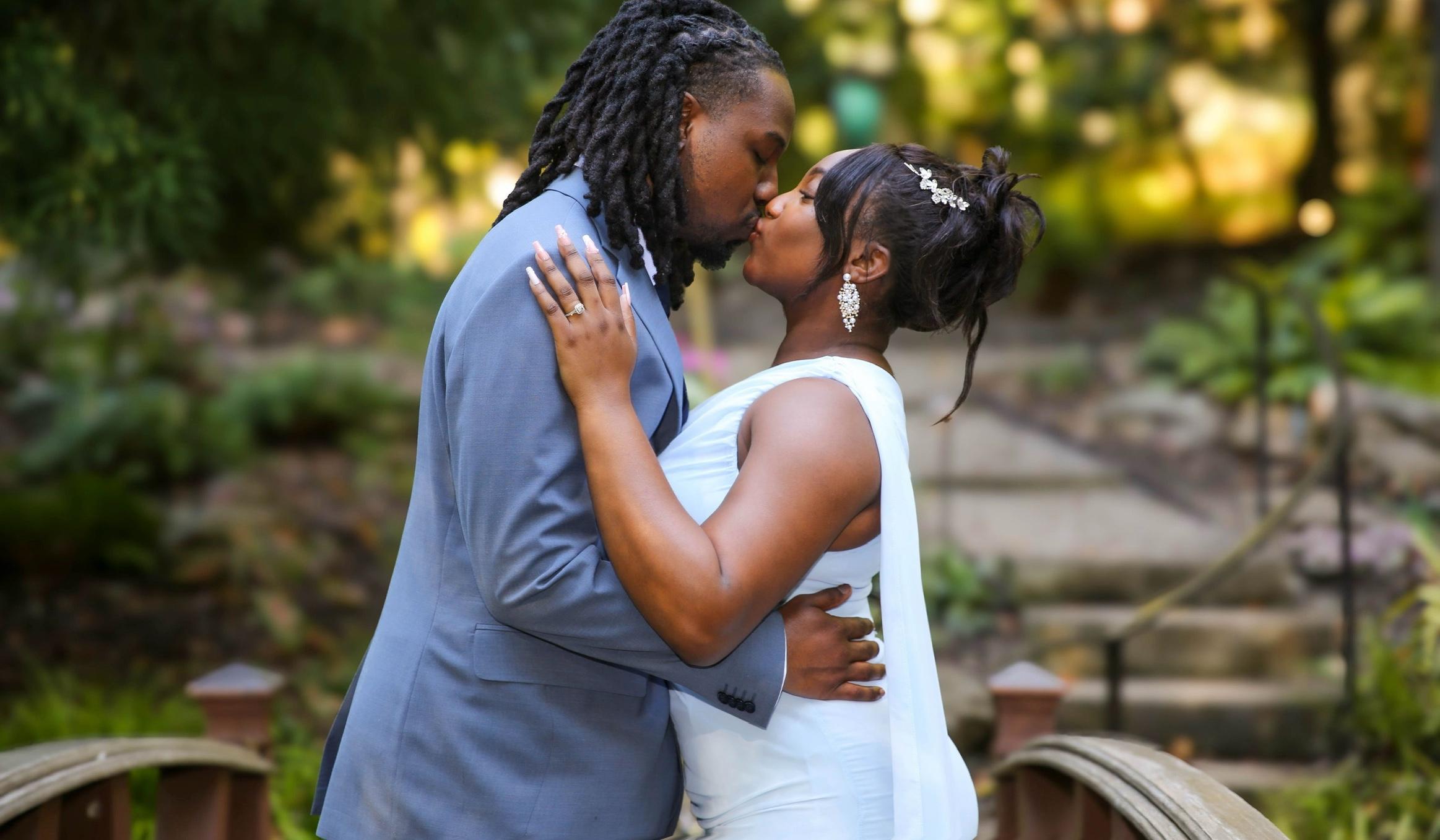 The Wedding Website of Jonnasia Sledge and Bryant Cain