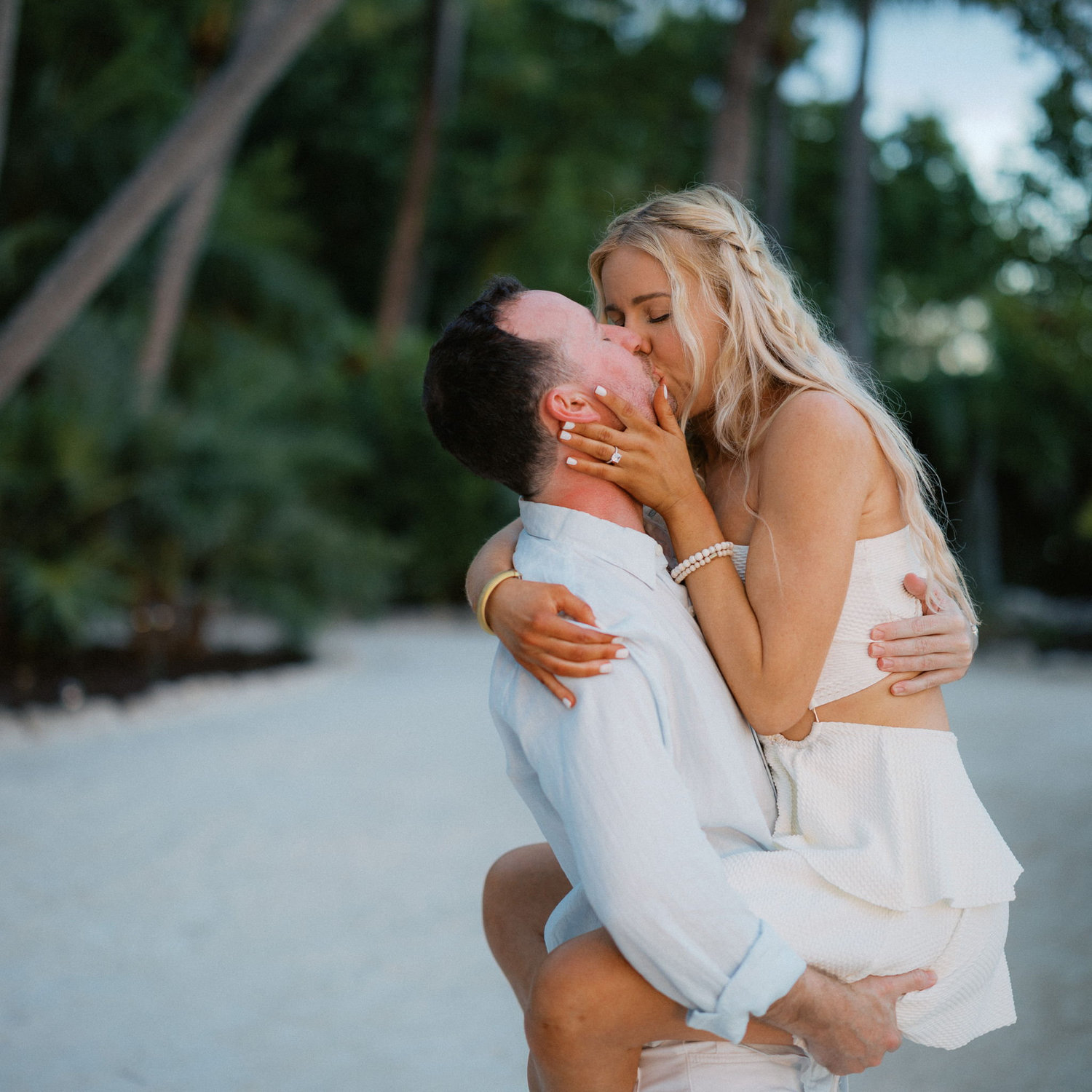 Sara and Michael engagement — photo 8e140f26