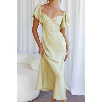 Park Avenue Flutter Sleeve