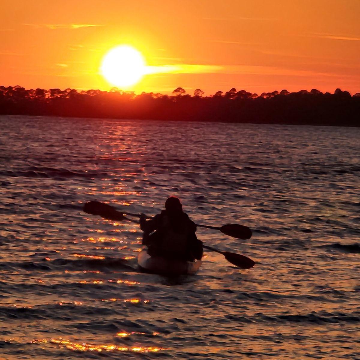 04/24/24 - Saadat and Anastasia went kayaking, and when they came ashore, a man came to them and said "It was too perfect of a moment not to capture" and shared the photo! It's Saadat's home screen