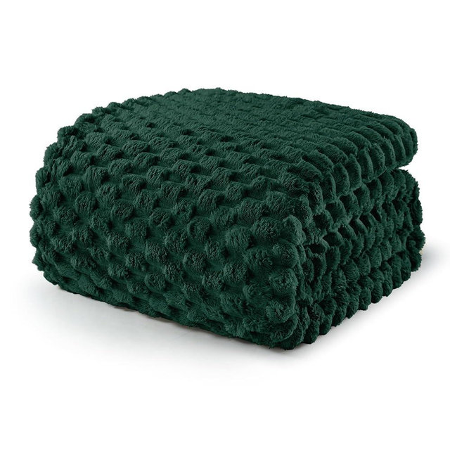 Exclusivo Mezcla King Size Soft Fleece Blanket, 90x104 Inches Stylish Jacquard Velvet Blanket for Bed, Fuzzy Cozy Lightweight for All Season, Forest Green