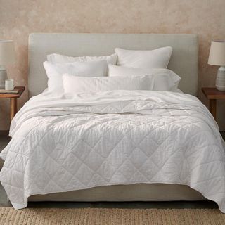 Diamond-Stitched Organic Cotton Comforter