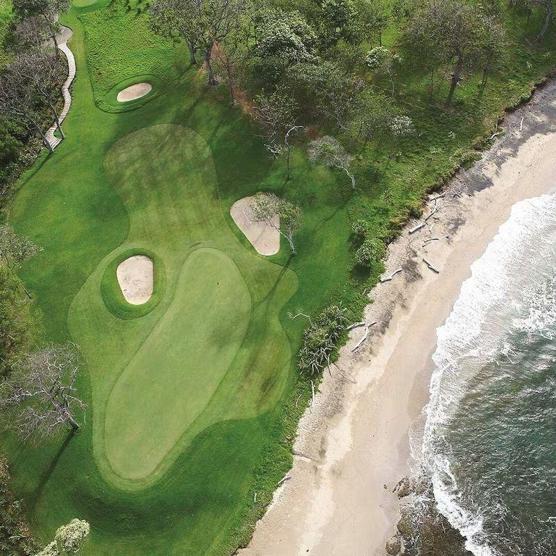 Golf club/Club de golf