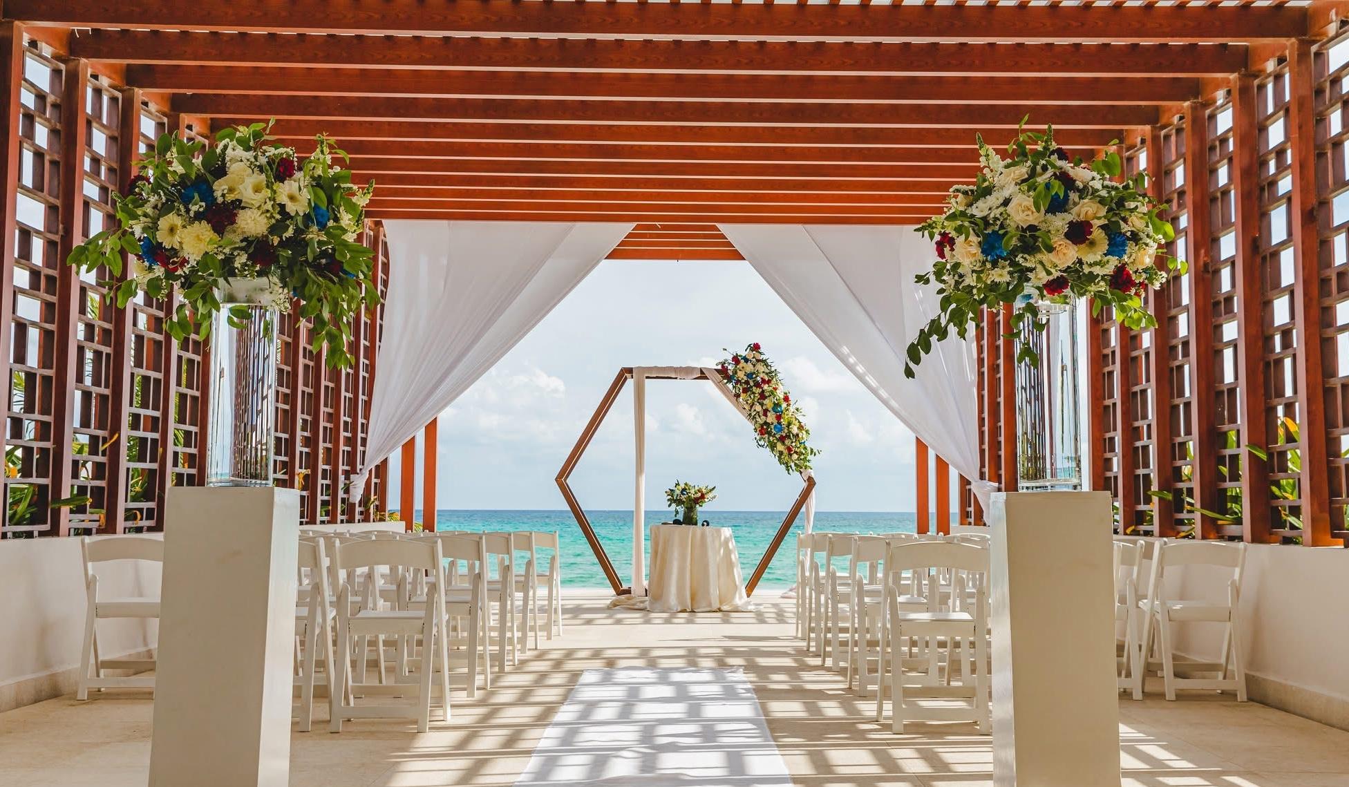 The Wedding Website of Bibin Thomas and Jasmine Samkutty