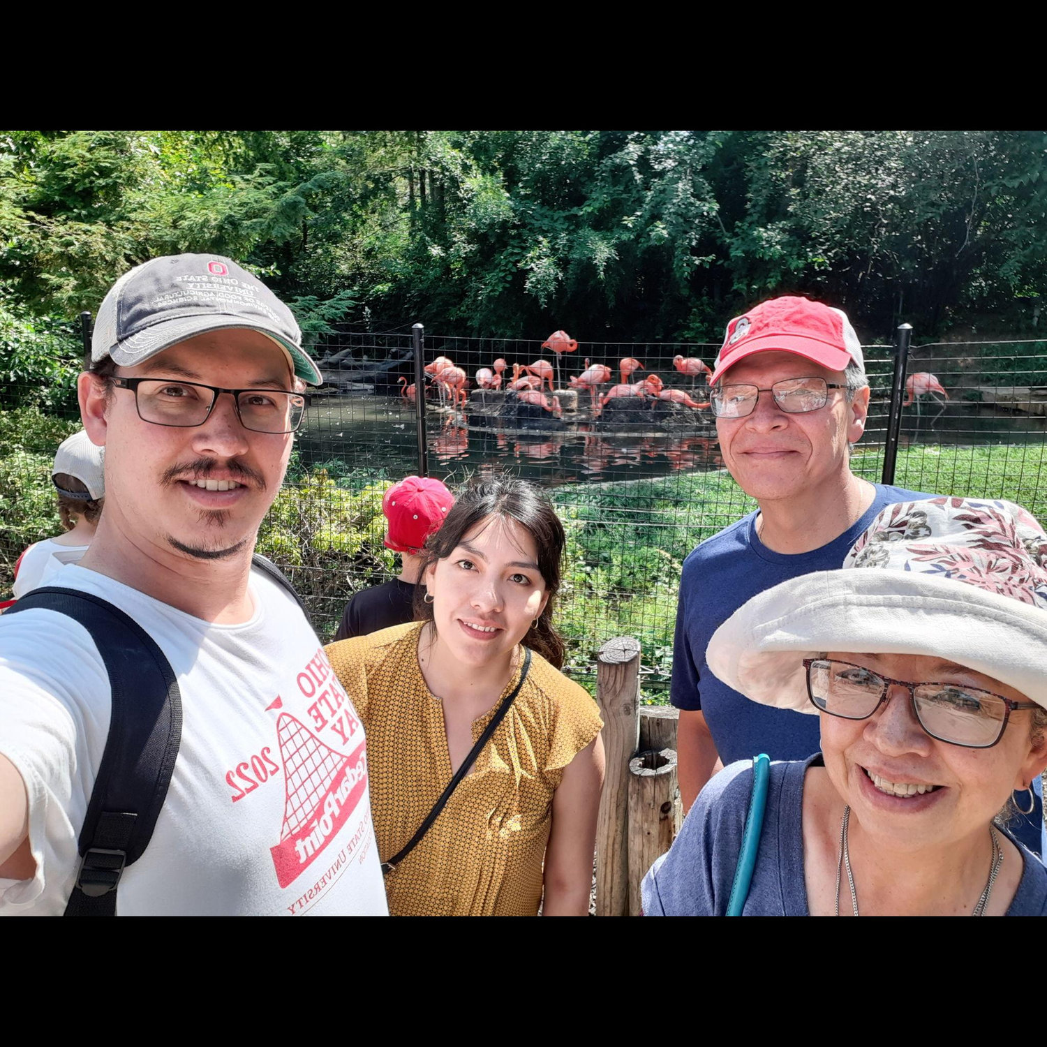 Con los papis de Mario en el zoologico! Fue lindo tenerlos de visita
