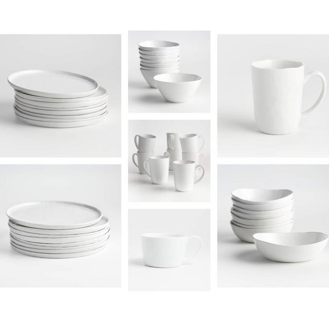 Dinnerware Set 🍽️