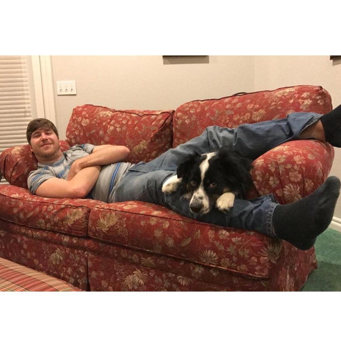 Chase relaxing at Gary and Nancy's house...likely during a long break when we could get out of Stillwater for a few days! Link was happy to be there.