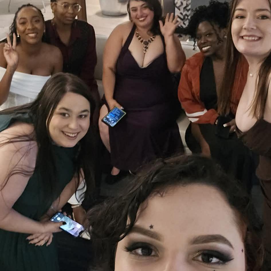 Shana, Arianna, Rachael, Mia, Stephenie, Sabra, Stephany - Selfies after the Murder Mystery Dinner (Bachelorette 2026)