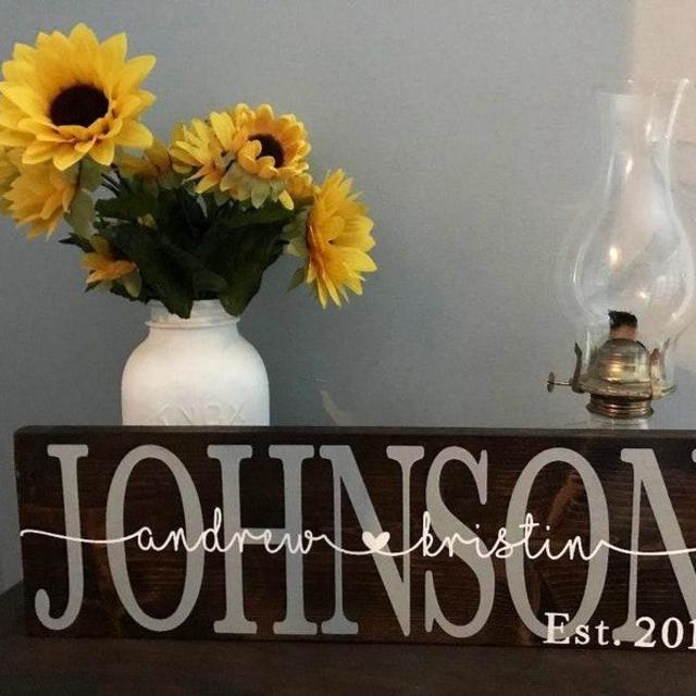 Veliz- Custom wood couples sign, Last name family sign, great wedding or anniversary gift, custom name sign, personalized decor, housewarming gifts