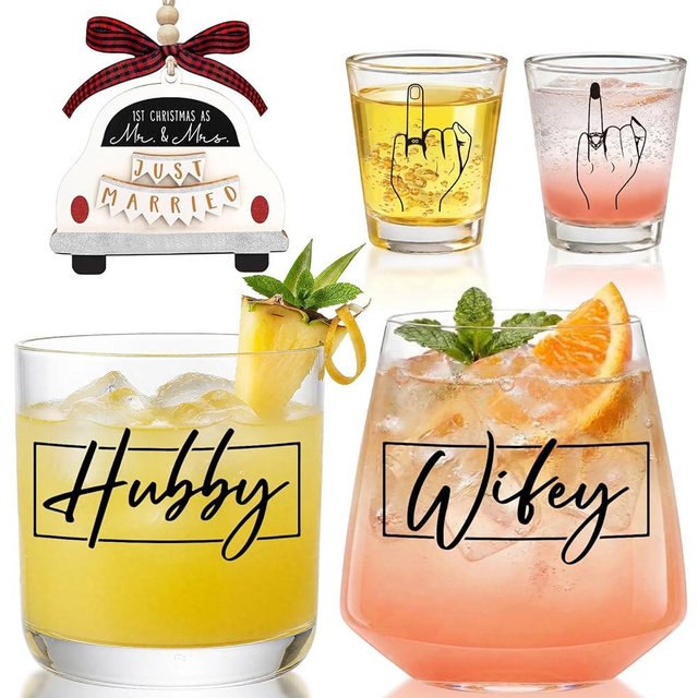 Cyrelwing Wedding Engagement gifts for couples mr mrs Wooden Ornament Newly hubby wifey wine glasses Bridal Shower Gifts Wedding Celebration Decor