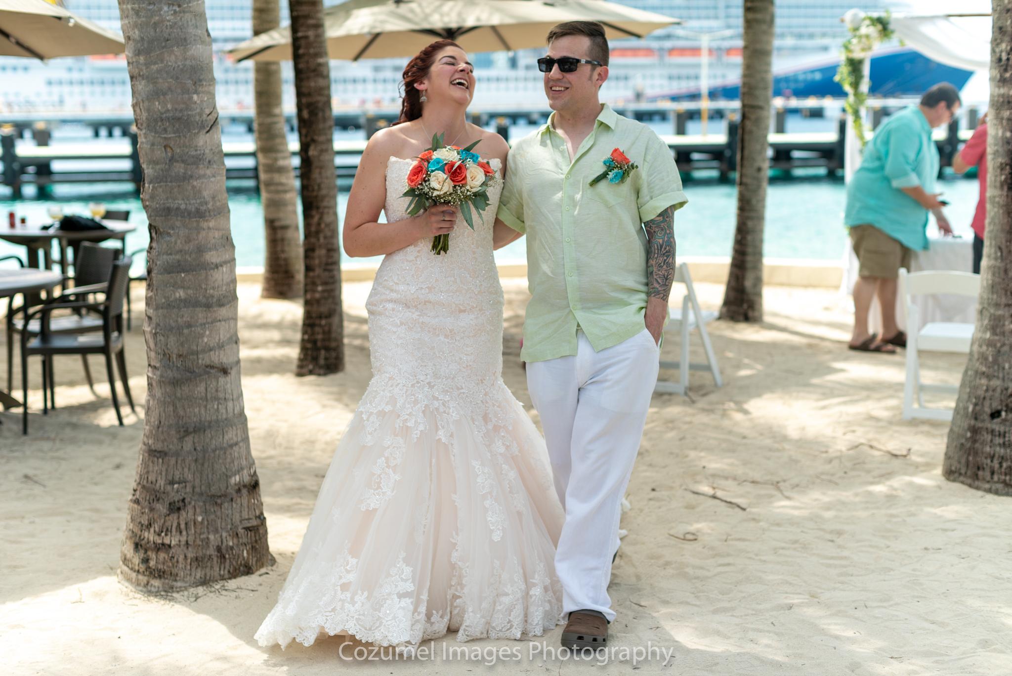 The Wedding Website of Jacklyn Fields and Christopher Fields