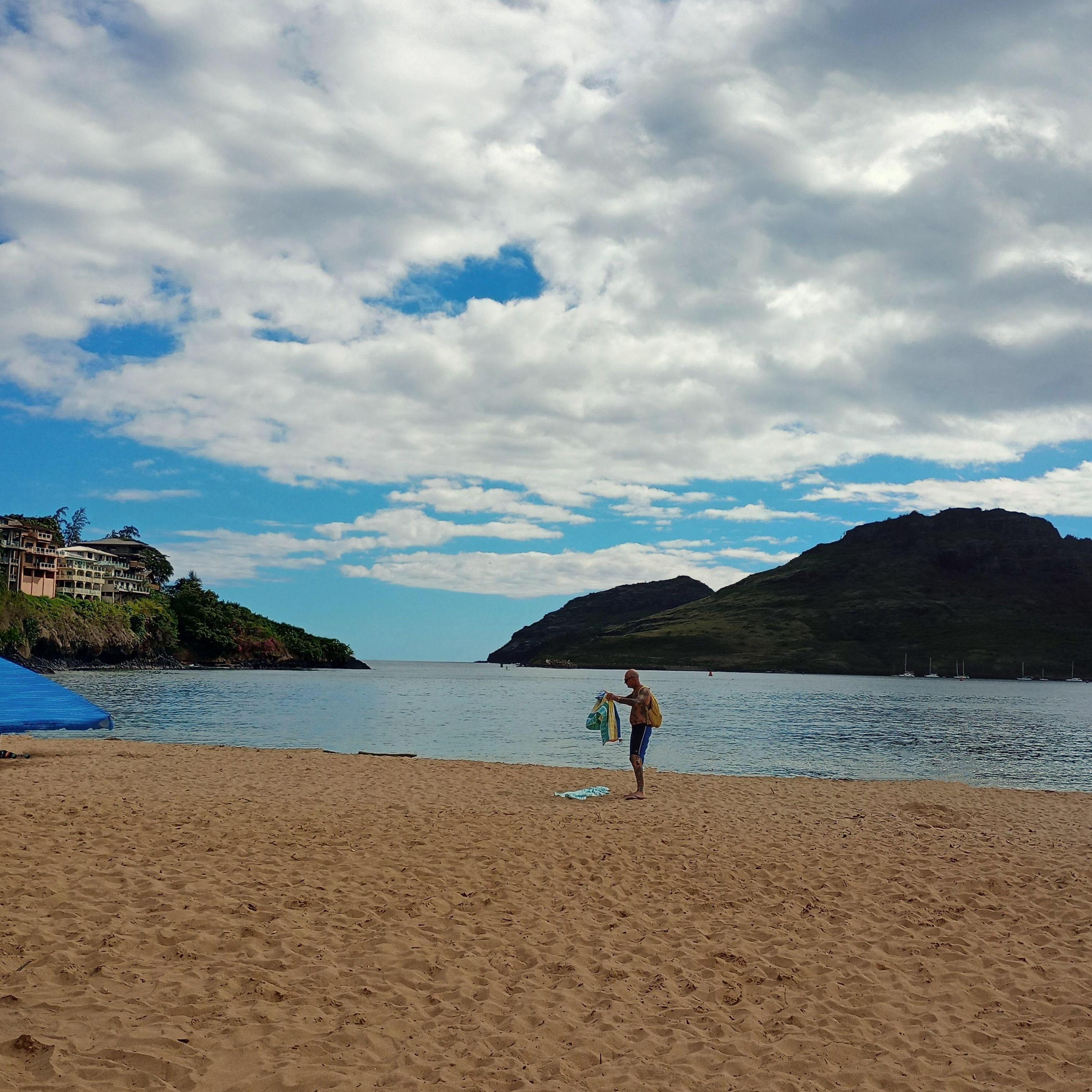 We went to the Hawaii NA convention in 2023 and fell in love with the island. We'll be there on our honeymoon for this year's convention on Halloween weekend!
