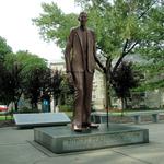Robert Wadlow Statue