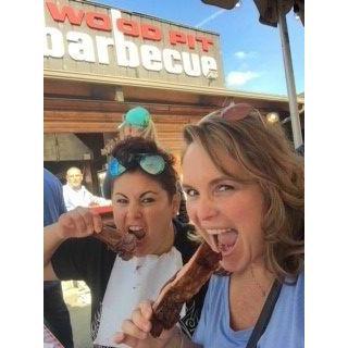 LOVE US SOME BBQ!!!! Never shy when it comes to getting down with good grub!!!