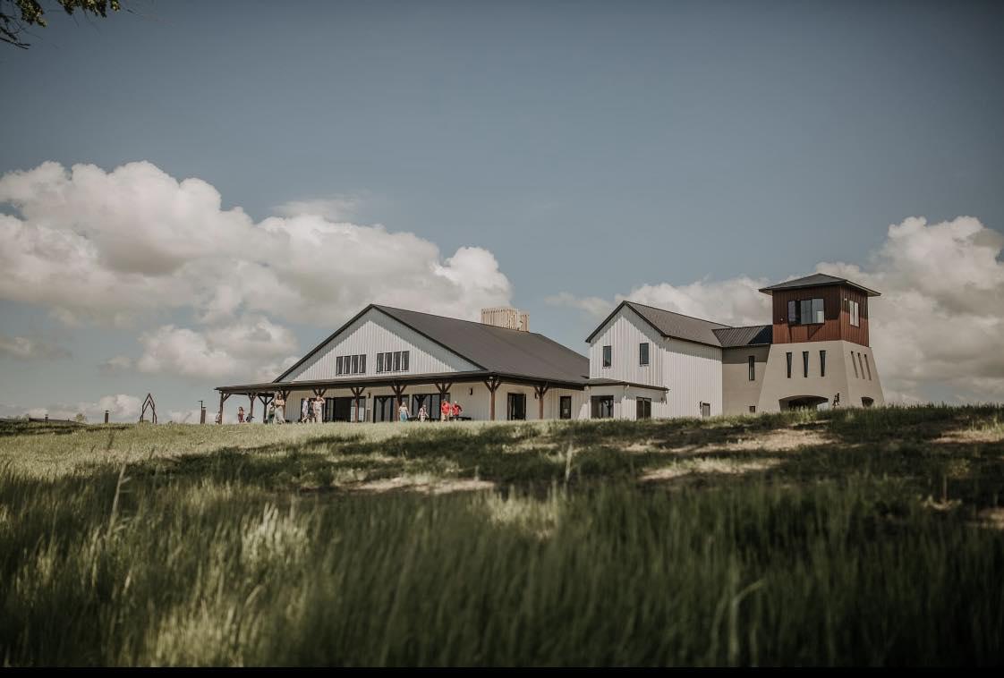 The Wedding Website of Gillian MacNeil and Joseph Machia