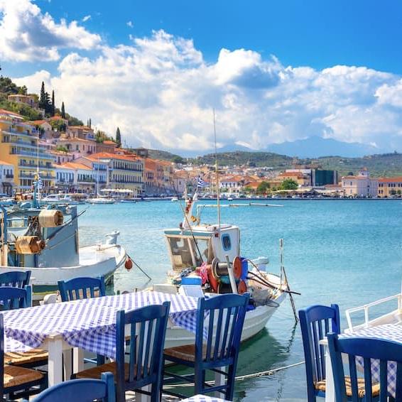 Honeymoon dinner in Paros