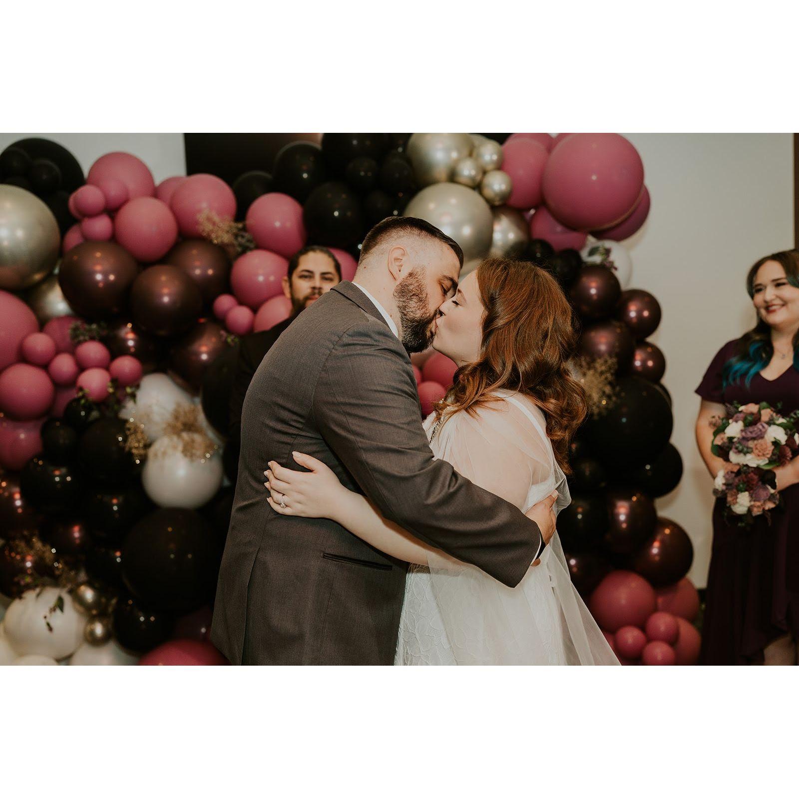 The First Kiss! | Photo Cred: Moon Dwellers