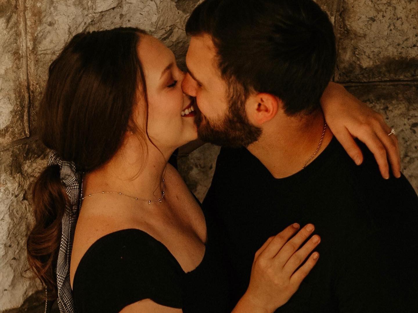 The Wedding Website of Daniel Tomaszewski and Savannah Dame