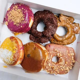 Vancouver Downtown & Gastown Donut Tour for 2