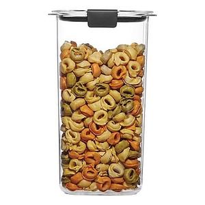 Rubbermaid Brilliance 6.6-Cup Grain Dry Storage Container