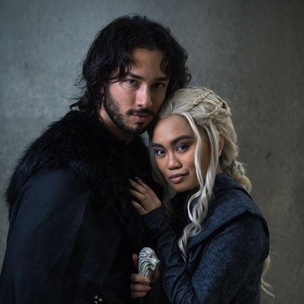 Photo by Marvin K. Sola
L.A. Comic Con 2018
This Jon found his Daenerys!
Robert is soooo dreamy -Michelle