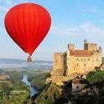 Ballon rides along the Dordogne Valley