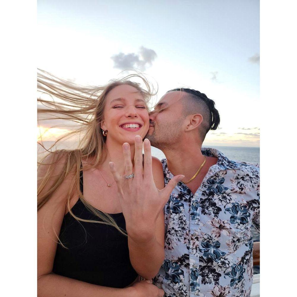 Surprise engagement on our trip to the Bahamas 2023