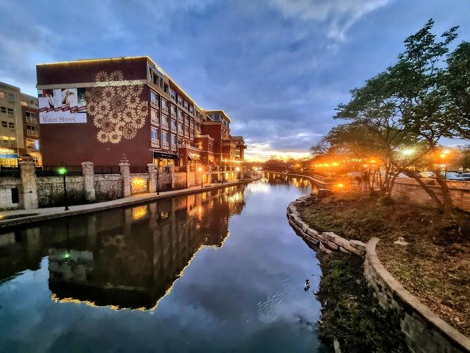 The Wedding Website of Michael Mindykowski and Isaiah Nunez