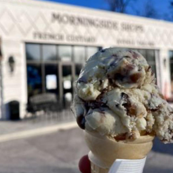 KC Mini-Moon: Ice Cream at French Custard